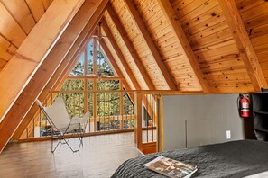 WiFi, bed sheets - 2BR Chic A-Frame w Slopes Views near Bear Mountain (Big Bear Lake)