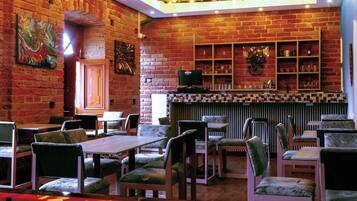 Bar (en el alojamiento)