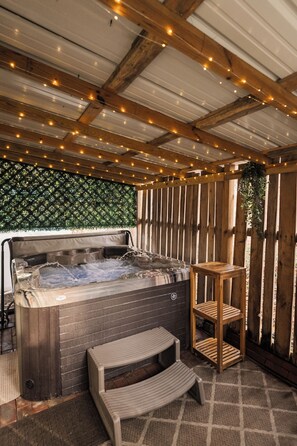 Outdoor spabad