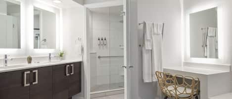 Jetted bath, hair dryer, towels, soap