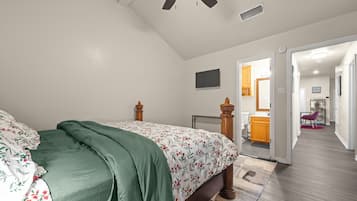 3 quartos, ferros/tábuas de passar roupa, Wi-Fi, roupa de cama