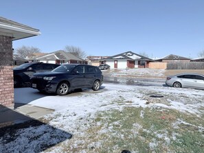 Property grounds - Urban Oasis (Killeen)