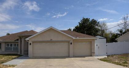 Relaxing Studio Just Minutes from Weeki Wachee Springs