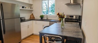 Modern Townhomes Minutes from Downtown LA