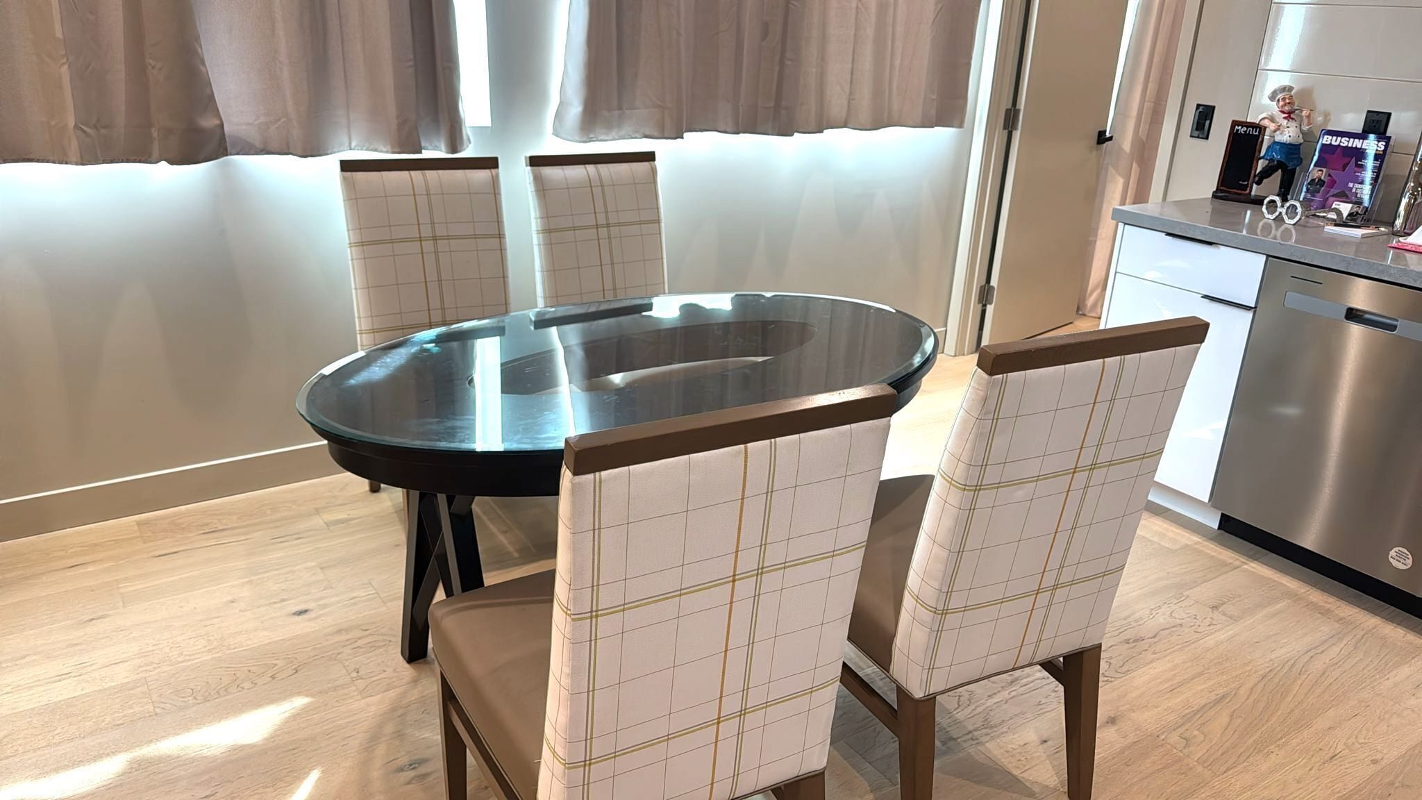 아파트, 침실 3개 | 이집트산 면 시트, 고급 침구, 각각 다른 스타일의 인테리어, 각각 다르게 가구 비치