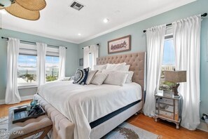 3 habitaciones, wifi gratis y ropa de cama 