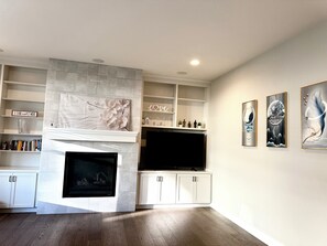 Interior - Modern Comfort Meets Space in This 5BR Portland Home (Portland)