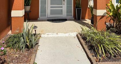 3-bedroom house in fabulous Lehigh Acres with AC comfort