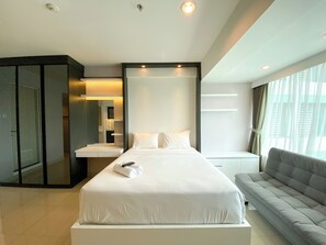 Standard Studio - Well Furnished And Cozy Stay Studio Grand Kamala Lagoon Apartment (Bekasi)
