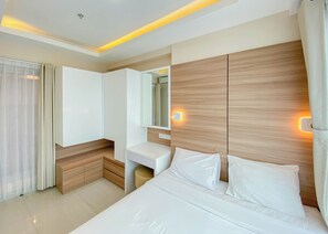 Room - Homey And Well Furnished 2Br Grand Kamala Lagoon Apartment (Bekasi)
