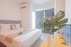 Standard Studio - Minimalist Studio Room Grand Kamala Lagoon Apartment (Bekasi)
