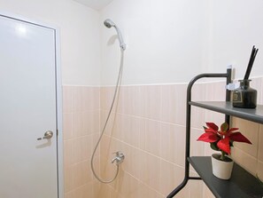 Bathroom - Compact Wood Accents Studio Apartment Grand Kamala Lagoon (Bekasi)