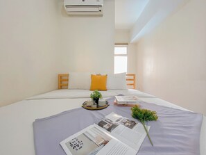 Standard Apartment - Warm And Homey 2Br Apartment Springlake Summarecon Bekasi (Bekasi)