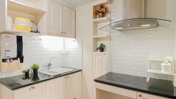 Standard-huoneisto | Yksityinen keittiö | Vedenkeitin