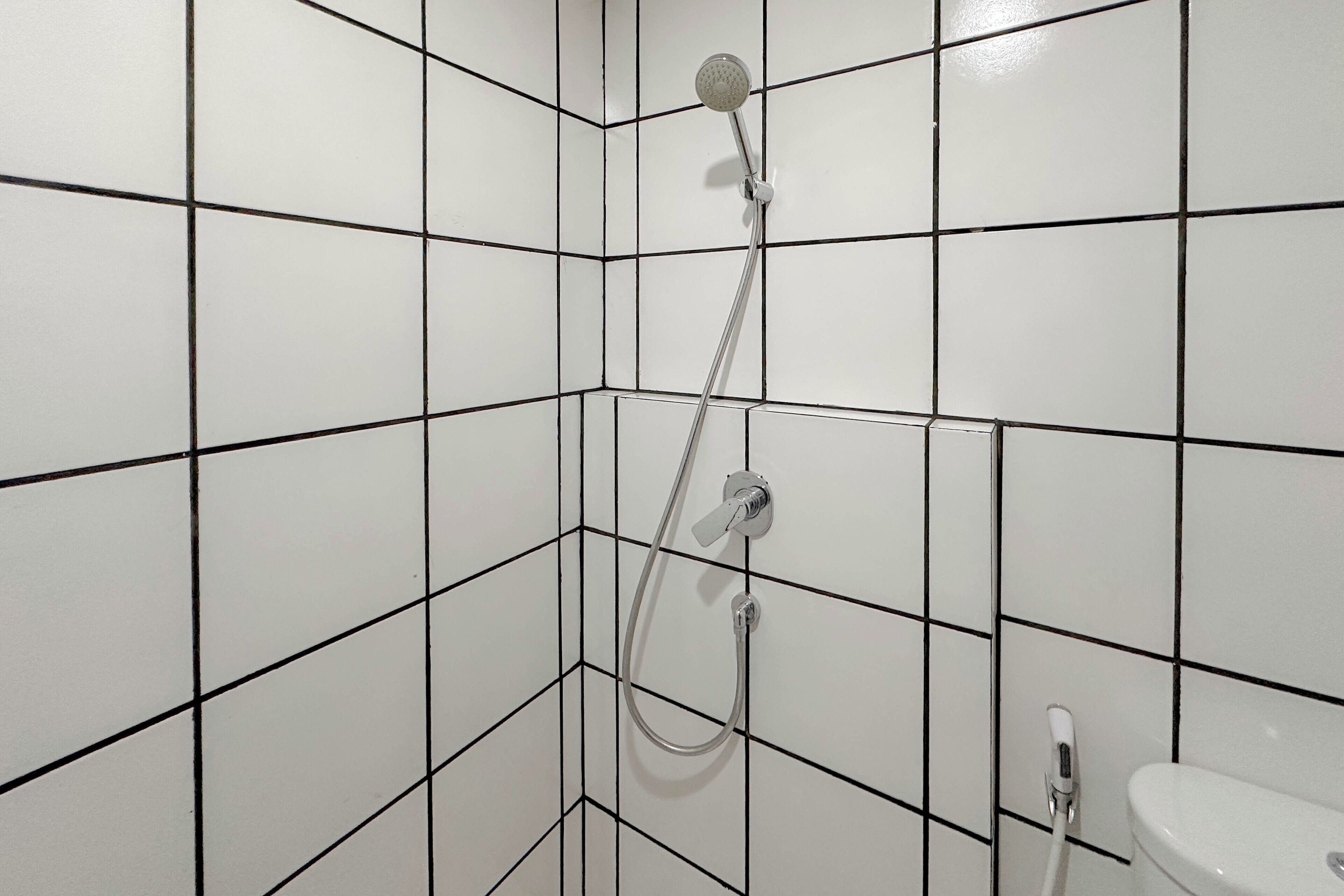 Standard Studio | Bathroom