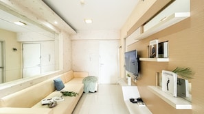 Standard Apartment - Warm And Comfy 2Br At Green Bay Pluit Apartment (Jakarta)