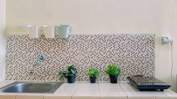 Standard Studio | Private kitchen | Electric kettle