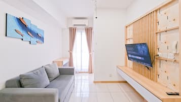 Standard Apartment | Living room