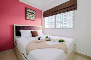 Interior - Compact White Tone 2Br At Pakubuwono Terrace Apartment (Jakarta)
