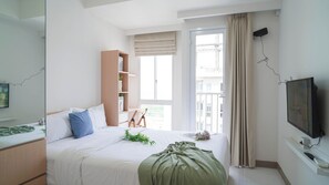 Standard Studio - Compact And Cozy Studio At Apartment Tokyo Riverside Pik 2 (Teluknaga)