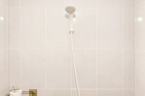 Standard Studio | Bathroom - Studio Apartment At Tokyo Riverside Pik 2 Near Hope Intercultural School (Jakarta)