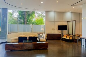 Lobby - 2Br Near British School Jakarta At Tamansari Bintaro Mansion Apartment (South Tangerang)