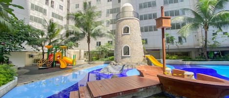 บริเวณภายนอก