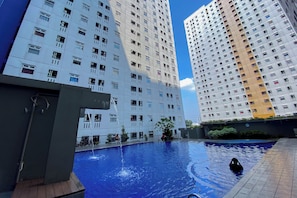 Exterior - Vibrant Look 2Br At Apartment Green Pramuka City (Jakarta)