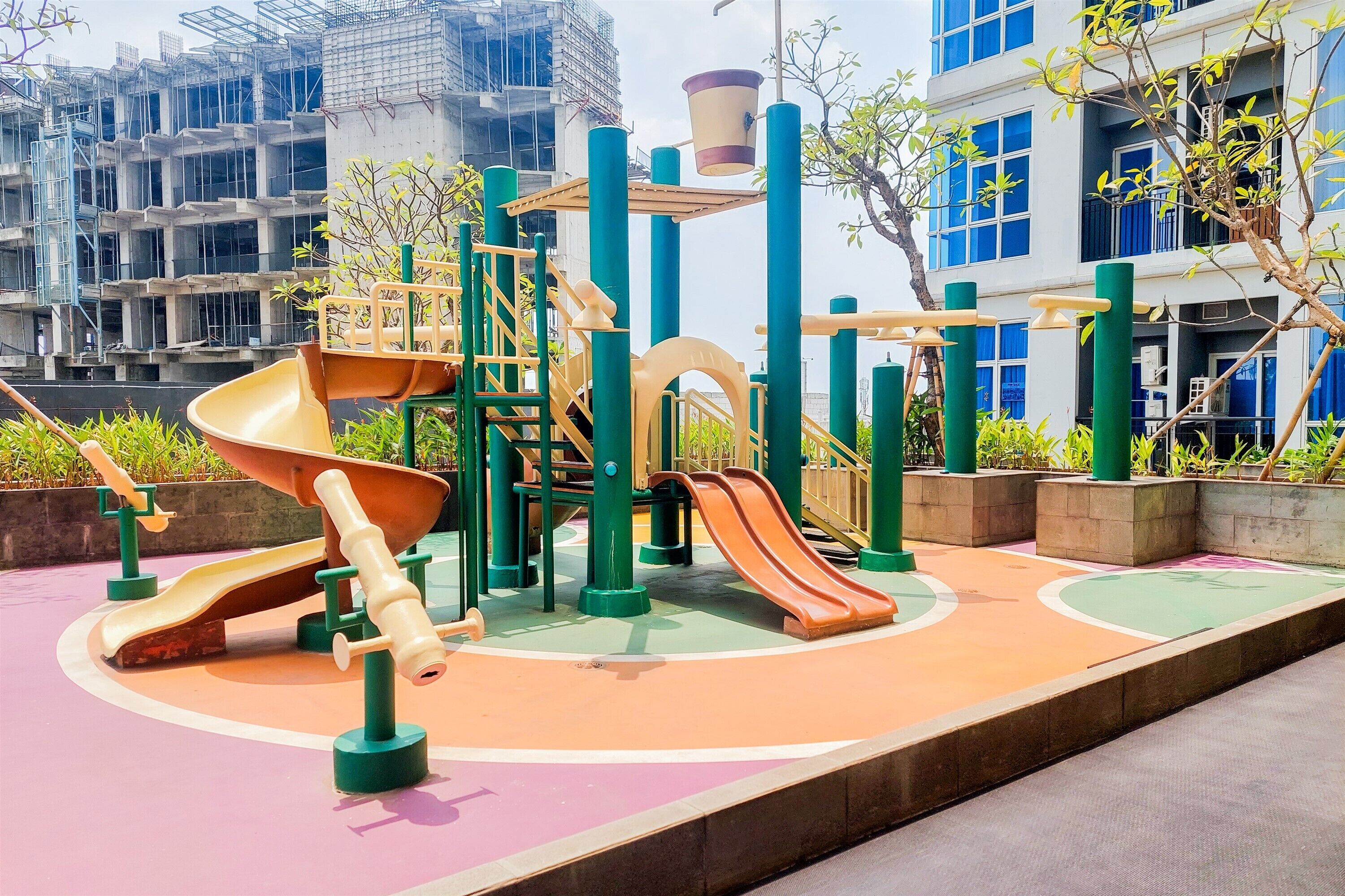 Children’s play area – outdoor