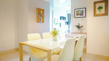 Standard-huoneisto | Ruokasali