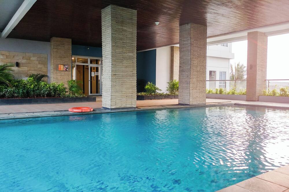 Studio Room Apartment At Grand Dhika City Near Jatimulya Lrt Station