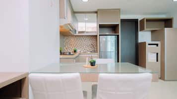 Standard Apartment | Dining room