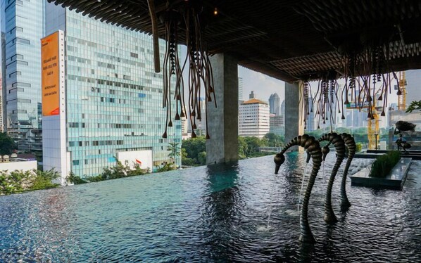 Outdoor pool - Urban Grey 1Br At Sudirman Suites Apartment (Jakarta)