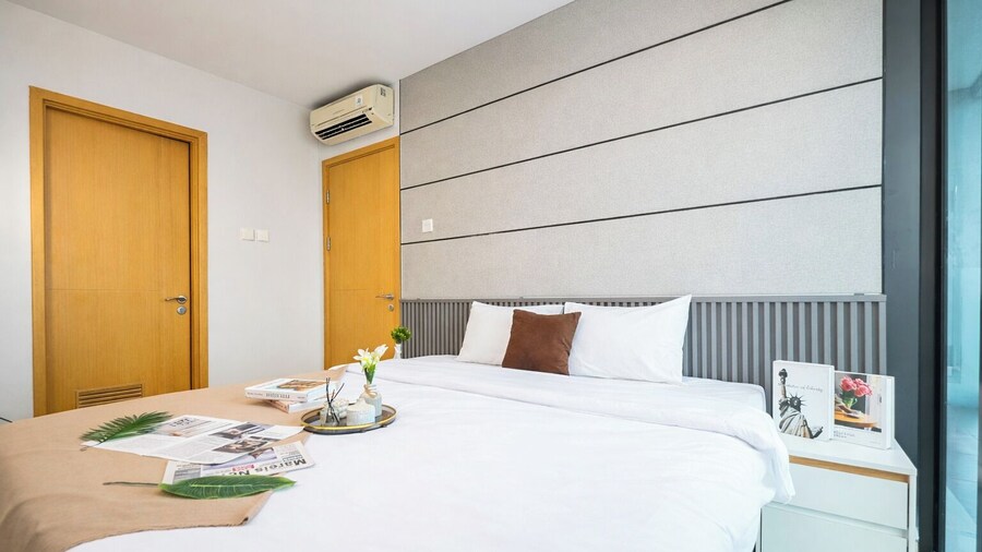 Lavish Style 2Br At Capitol Suites Apartment