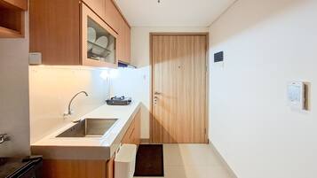 Estúdio standard | Cozinha privada | Chaleira elétrica