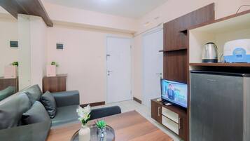 Standard Apartment | Living room