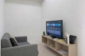 Standard Apartment | Living area - Simple Look 1Br Apartment At Vittoria Residence (Jakarta)