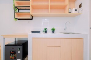 Interior - Tranquil Studio Near Hope Intercultural School At Tokyo Riverside Pik 2 Apartment (Teluknaga)