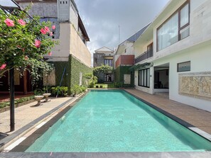 Outdoor pool - Stunning 3Br At Villa Casa De Uli (Jimbaran)
