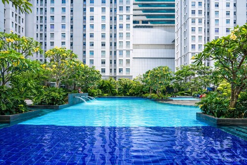 Compact Studio Near Baywalk Mall At Apartment Green Bay Pluit