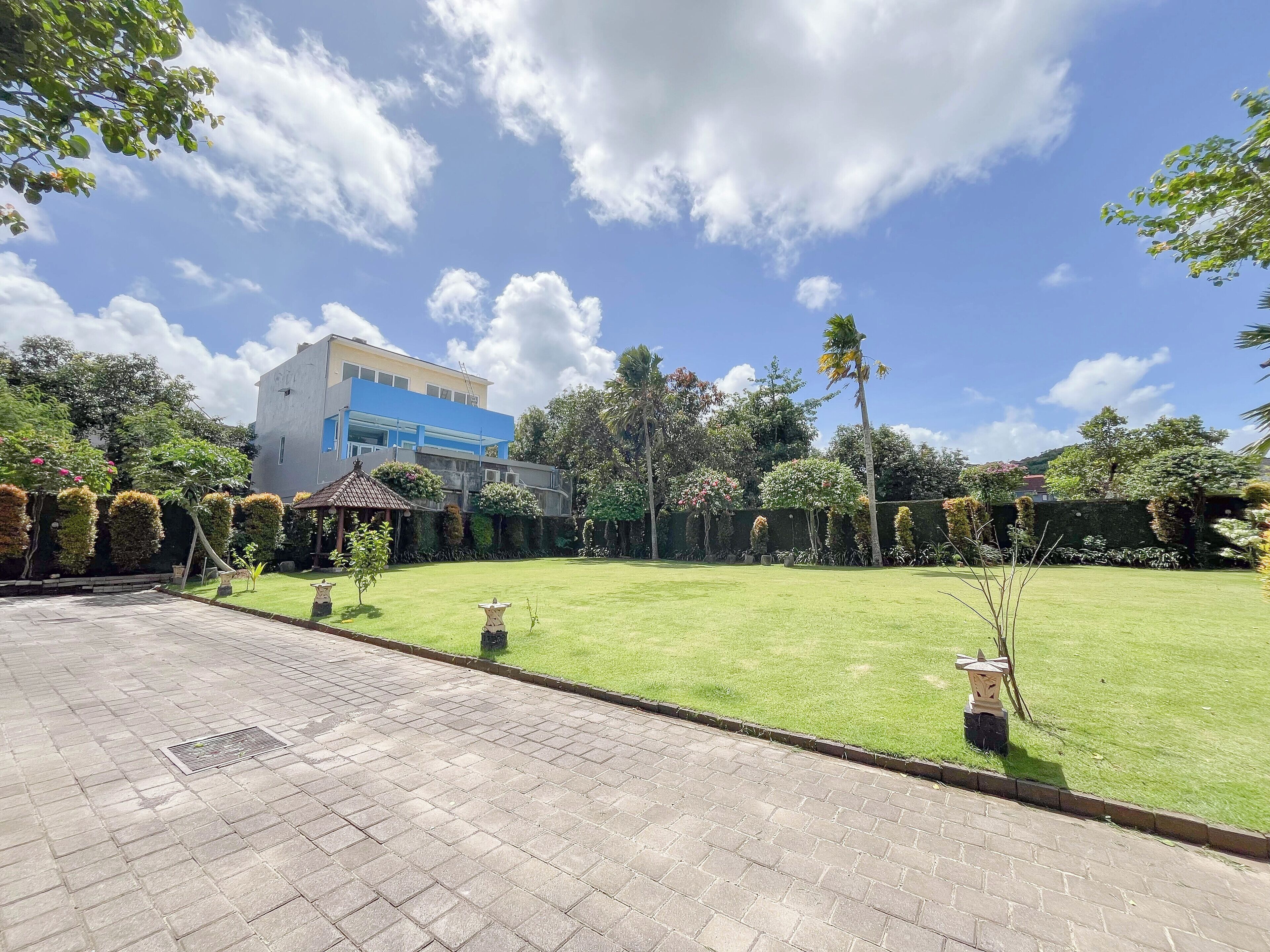 Standard Apartment | Park view