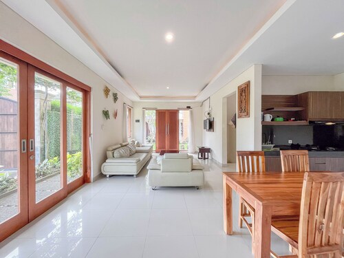 Homey And Magnificent 3Br At Villa Casa De Uli