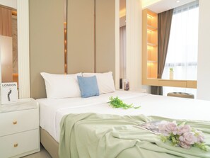 Standard Studio - Modern Brown Toned Studio At Ciputra World 2 Apartment (Jakarta)