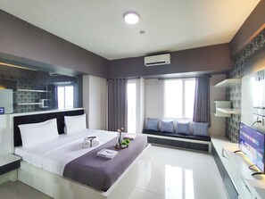 Interior - Comfortable And Roomy Studio At Tanglin Supermall Mansion Apartment (Surabaya)