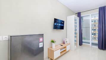 Standard Studio | Living area