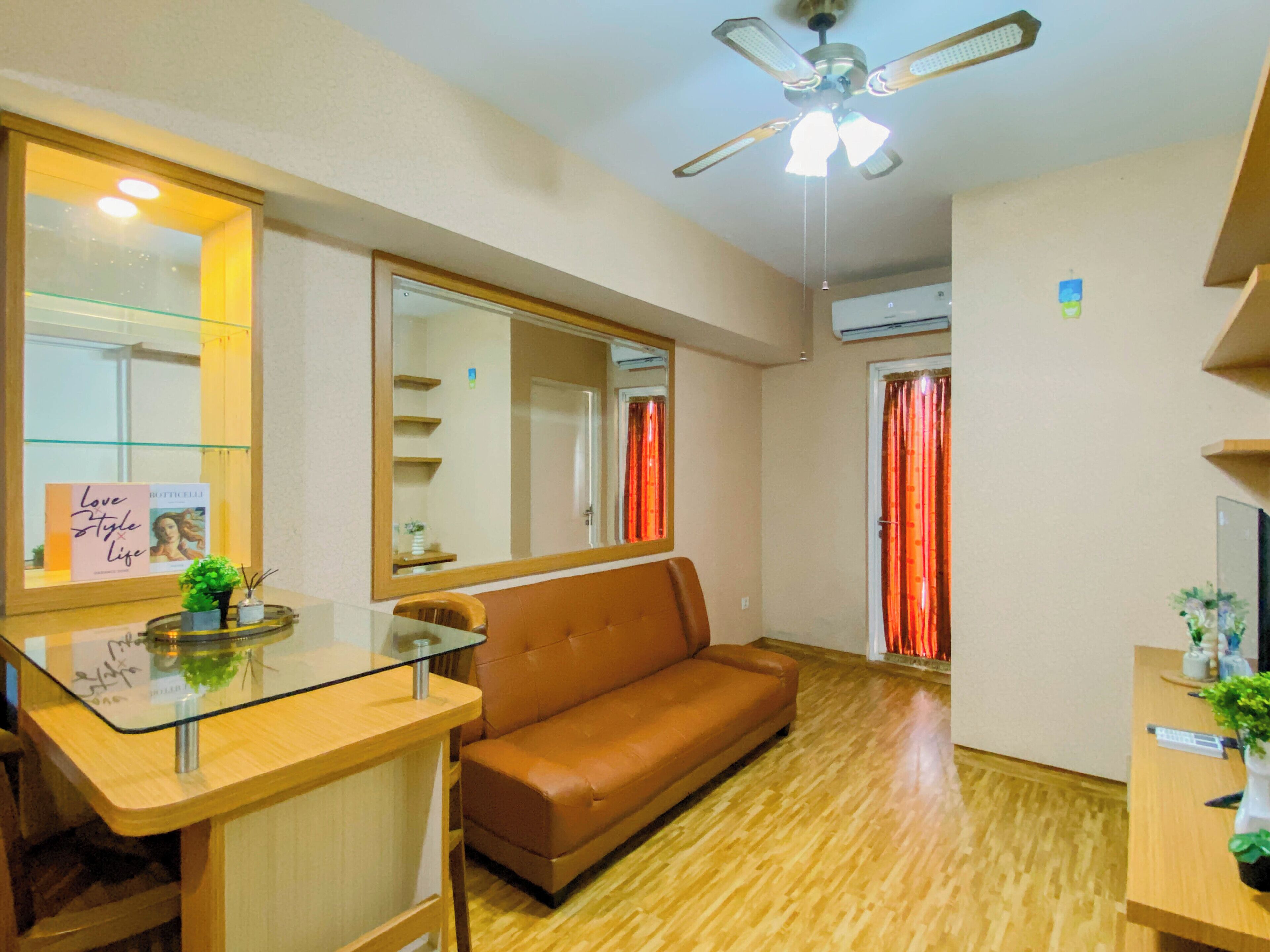 Standard Apartment | Living area