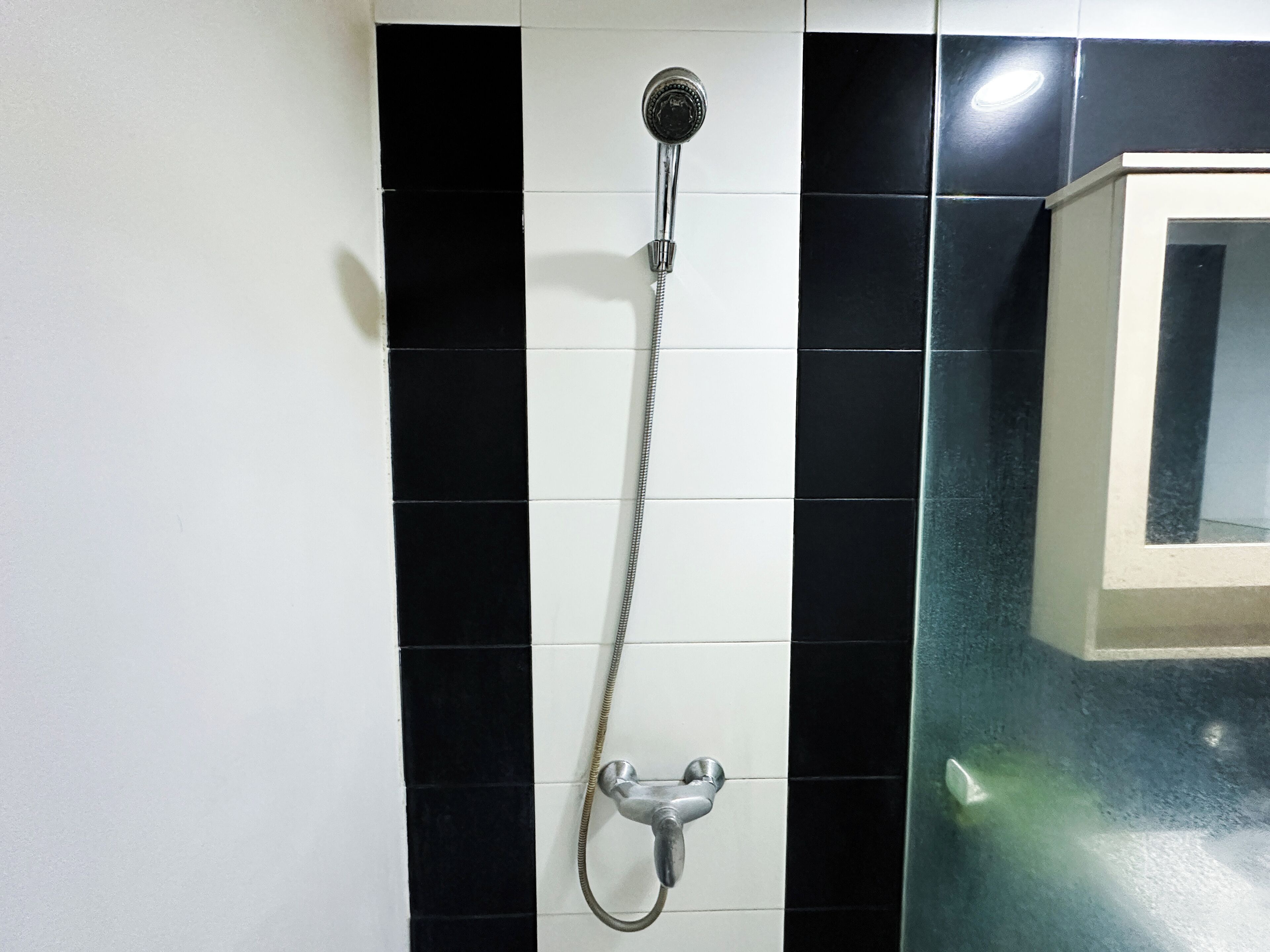 Standard Studio | Bathroom