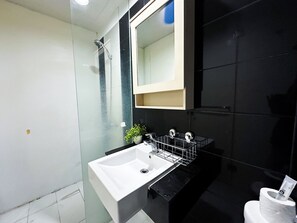 Studio Standar | Kamar mandi