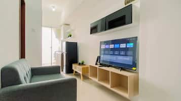 Standard Apartment | Living area