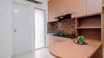 Standard Apartment | Dining room